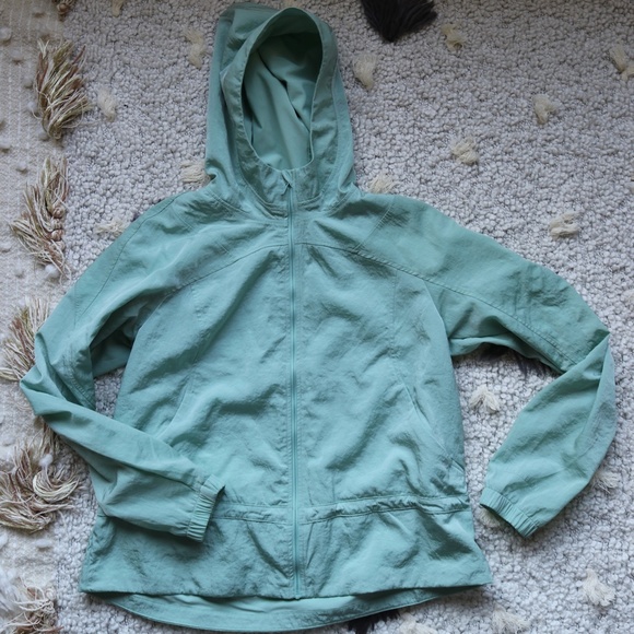 lululemon athletica Mint Green Jacket - Picture 1 of 14